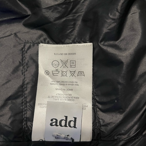 ADD down winter coat with fur hood. - Picture 6 of 6